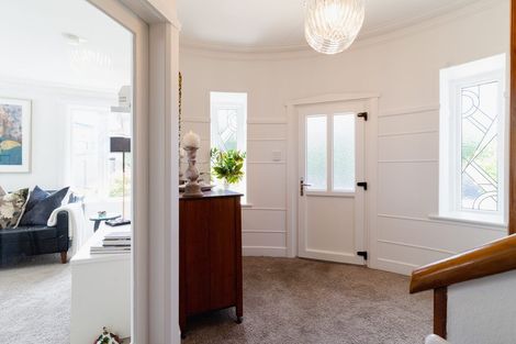 Photo of property in 10 Cliffs Road, Saint Clair, Dunedin, 9012