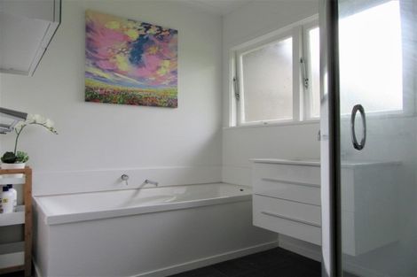 Photo of property in 374 Mangaone Road, Halcombe, Feilding, 4779