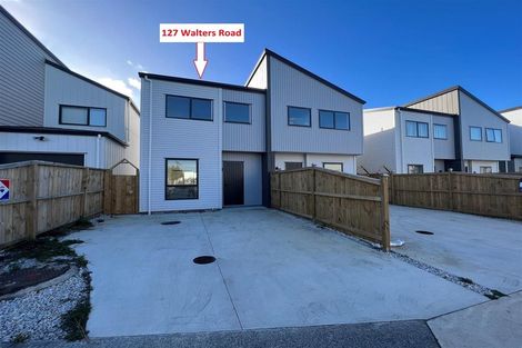Photo of property in 127 Walters Road, Papakura, Takanini, 2110
