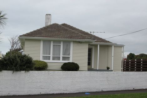 Photo of property in 14 Blackmore Street, Lynmouth, New Plymouth, 4310