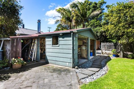 Photo of property in 48 Lysnar Street, Okitu, Gisborne, 4010