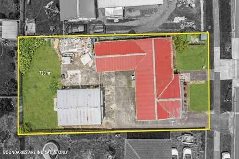 Photo of property in 74 Bader Drive, Mangere, Auckland, 2022