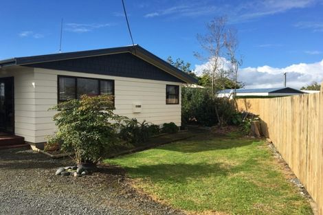 Photo of property in 17 Bledisloe Street, Ruawai, 0530