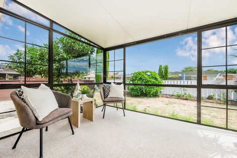 Photo of property in 100 Hillcrest Road, Raumati Beach, Paraparaumu, 5032