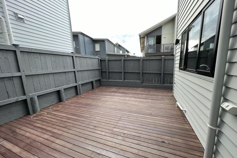 Photo of property in 55c Potter Avenue, Northcote, Auckland, 0627