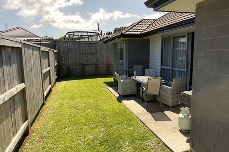 Photo of property in 98 Whakaturou Crescent, Pyes Pa, Tauranga, 3112