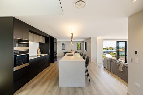 Photo of property in 8 Caldberg Close, Westmorland, Christchurch, 8025