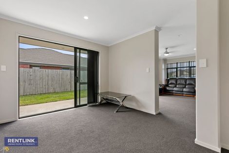 Photo of property in 11 Leet Crescent, Papamoa Beach, Papamoa, 3118