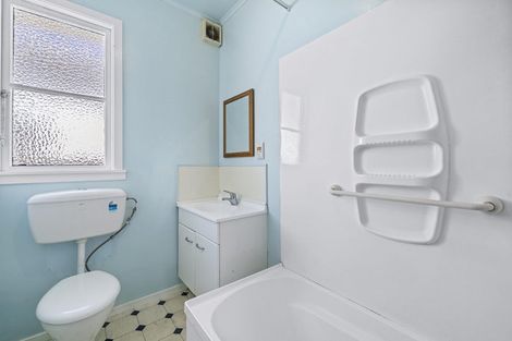 Photo of property in 44 Bridge Street, Rongotai, Wellington, 6022