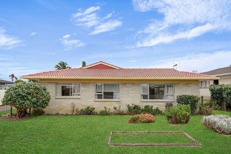 Photo of property in 1/461 Great South Road, Opaheke, Papakura, 2113