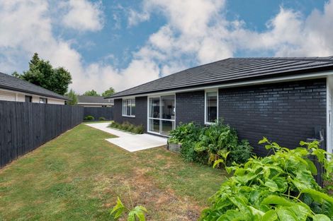 Photo of property in 6 Elizabeth Street, Cambridge, 3434