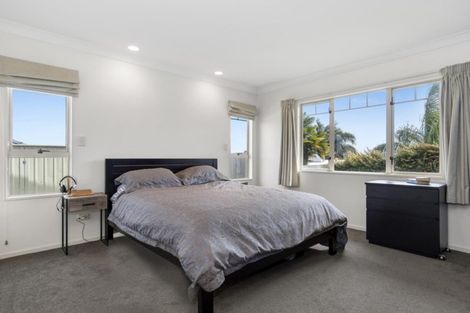 Photo of property in 15 Rochester Place, Bethlehem, Tauranga, 3110