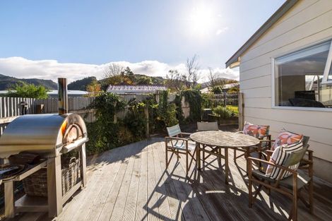 Photo of property in 42 Fox Street, Featherston, 5710