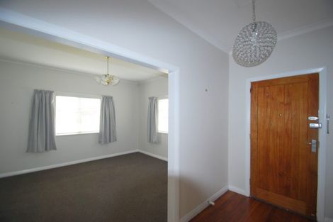 Photo of property in 77 Bell Road, Waiwhetu, Lower Hutt, 5010