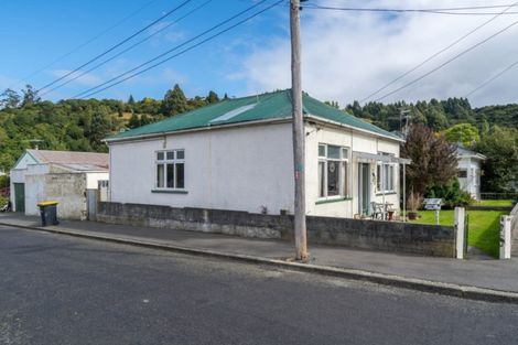 Photo of property in 39 Selwyn Street, North East Valley, Dunedin, 9010
