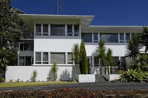 Photo of property in 2/276 Hurstmere Road, Takapuna, Auckland, 0622