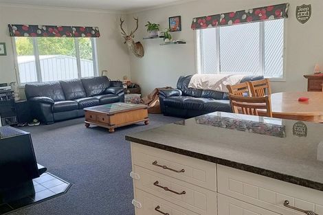 Photo of property in 5 Te Mata Peak Road, Havelock North, 4130