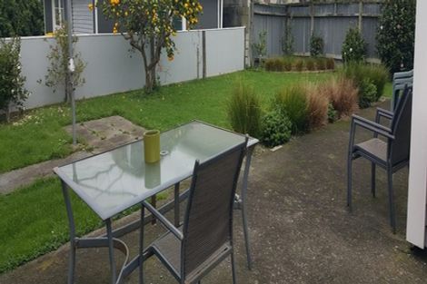 Photo of property in 2 Trevethick Grove, Woburn, Lower Hutt, 5010