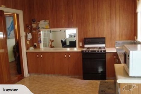 Photo of property in 28 Melbourne Road, Island Bay, Wellington, 6023