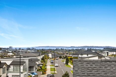 Photo of property in 60 Godfrey Drive, Orewa, 0931