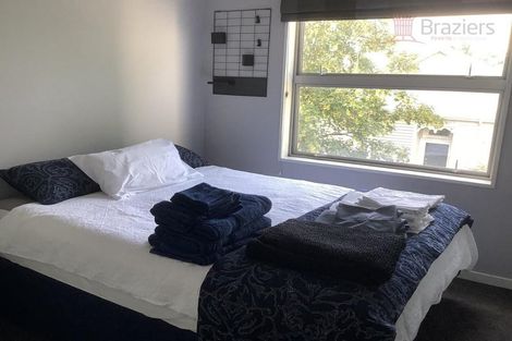 Photo of property in 200a Edgeware Road, Edgeware, Christchurch, 8013