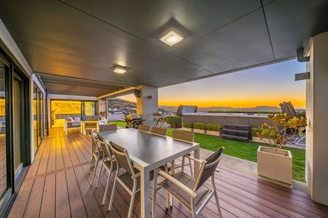 Photo of property in 91 Endeavour Drive, Whitby, Porirua, 5024