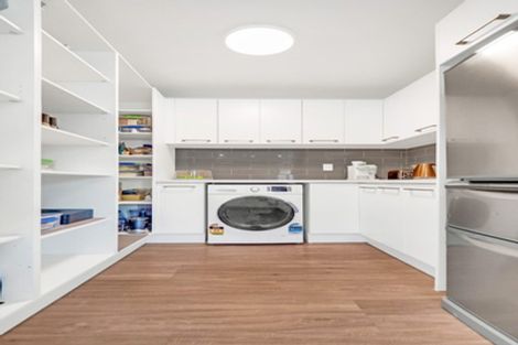 Photo of property in 45 Marendellas Drive, Bucklands Beach, Auckland, 2014