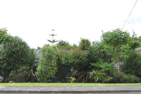 Photo of property in 31 Lancaster Road, Beach Haven, Auckland, 0626
