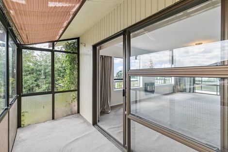 Photo of property in 1/43 Eastcliffe Road, Castor Bay, Auckland, 0620