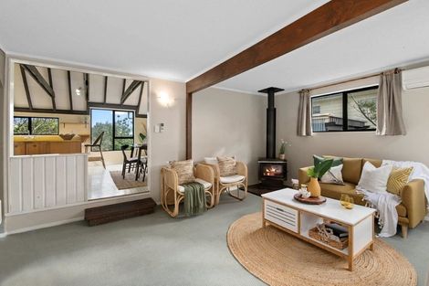 Photo of property in 10 Frances Street, Waikanae Beach, Waikanae, 5036