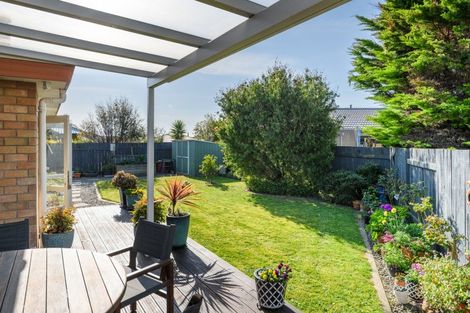 Photo of property in 101 Peter Hall Drive, Kelvin Grove, Palmerston North, 4414