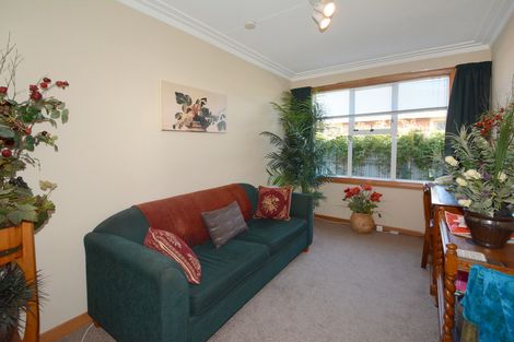 Photo of property in 141 Macandrew Road, South Dunedin, Dunedin, 9012