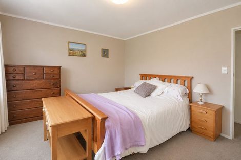 Photo of property in 17b Pemberton Crescent, Greerton, Tauranga, 3112