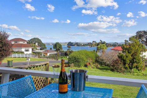 Photo of property in 4 Channel View Road, Clarks Beach, Pukekohe, 2679