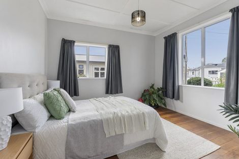 Photo of property in 9 Princes Street, Fitzroy, New Plymouth, 4312