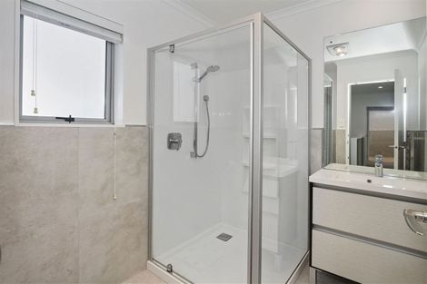 Photo of property in 30 Arthur Rolfe Lane, Swanson, Auckland, 0614