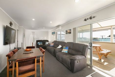 Photo of property in 260a Seaforth Road, Waihi Beach, 3611