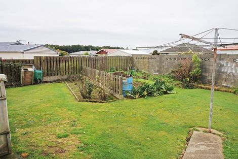 Photo of property in 3 Argyle Street, Kew, Invercargill, 9812