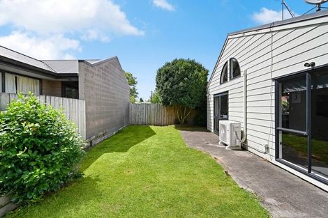 Photo of property in 13 Forest Lake Road, Forest Lake, Hamilton, 3200