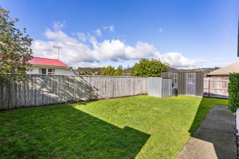Photo of property in 20a Parera Grove, Heretaunga, Upper Hutt, 5018