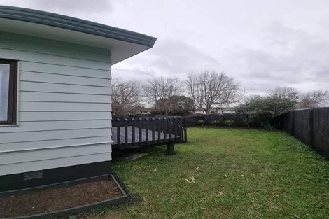 Photo of property in 1/11 Blackgate Place, Weymouth, Auckland, 2103