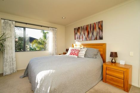 Photo of property in 11 Girvan Terrace, Wattle Downs, Auckland, 2103