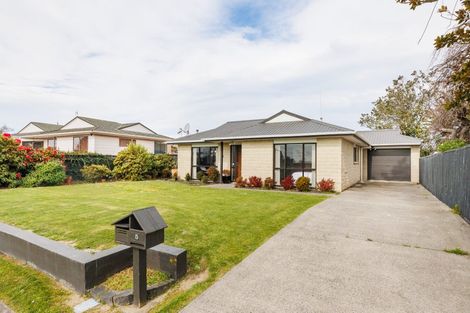 Photo of property in 5 Leander Place, Milson, Palmerston North, 4414