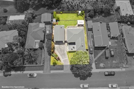 Photo of property in 117 Bruce Road, Glenfield, Auckland, 0629