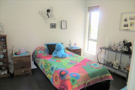 Photo of property in 8 Sundale Drive, Te Aroha, 3320