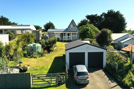 Photo of property in 115 Rua Avenue, Waitarere Beach, Levin, 5510