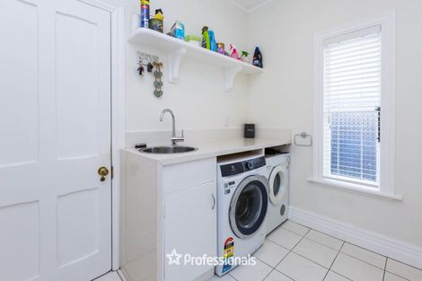 Photo of property in 337 Fergusson Drive, Heretaunga, Upper Hutt, 5018