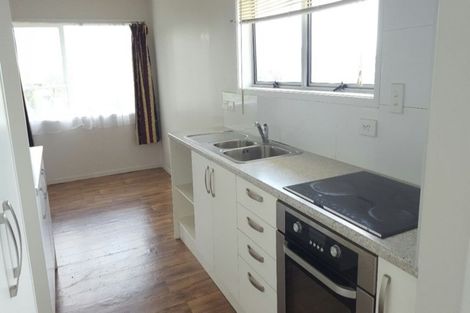 Photo of property in 5 Libra Street, Glen Eden, Auckland, 0602