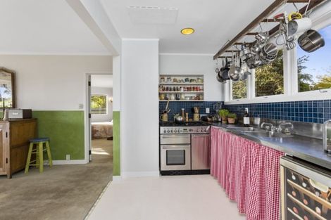 Photo of property in 96 Ngataringa Road, Devonport, Auckland, 0624