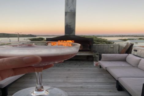 Photo of property in 8 Wainamu Road, Raglan, 3297